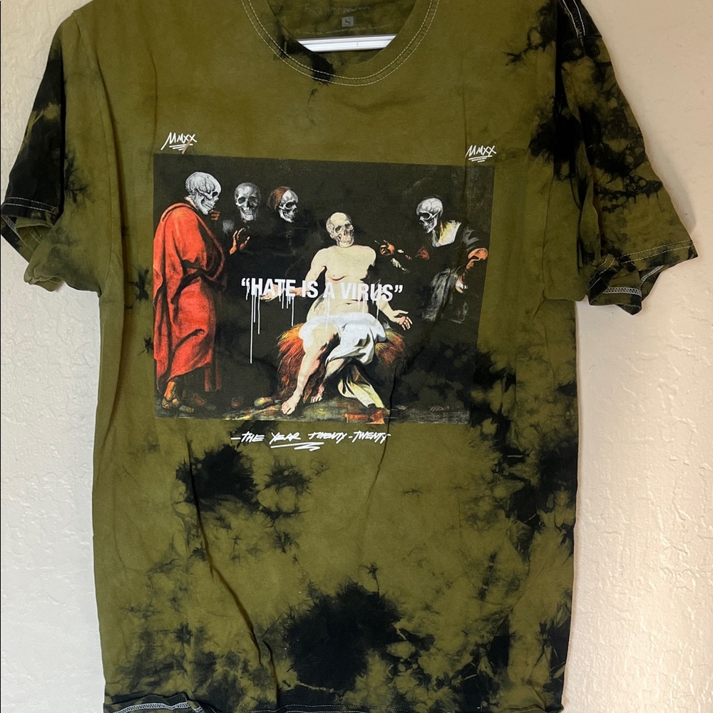 Fashion Nova Olive and Black Graphic Tee